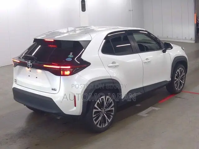 Toyota Yaris Cross 2021 Pearl