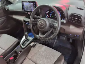 Toyota Yaris Cross 2021 Pearl