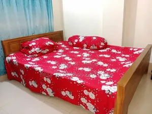 5/7 Feet Wooden Bed Big Size
