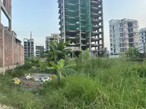 ব্লক-এম, ৩-কাঠা, দক্ষিণ-মুখী, বসুন্ধরা আ/এ