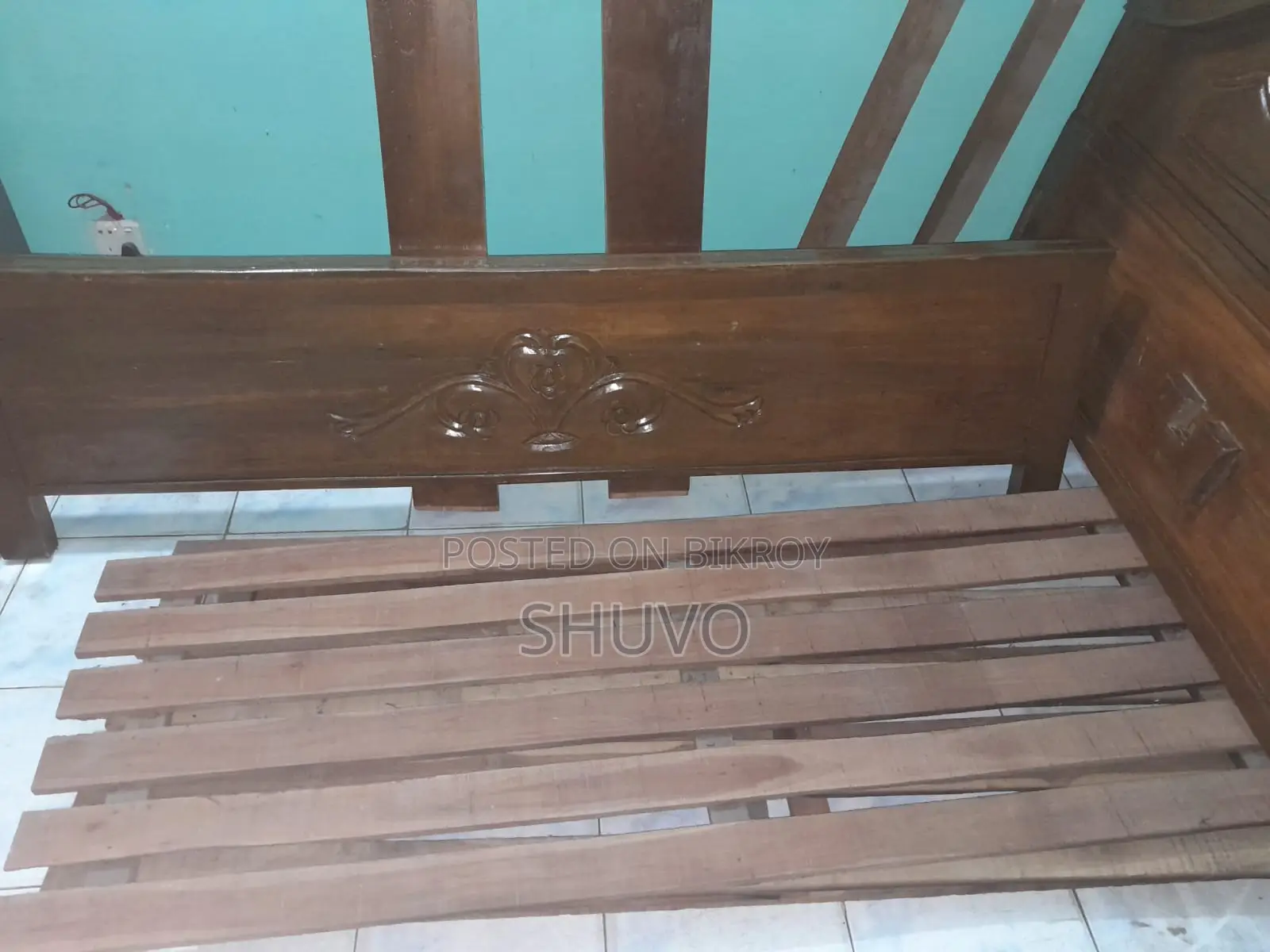 Wooden Bed (কাঠের খাট)