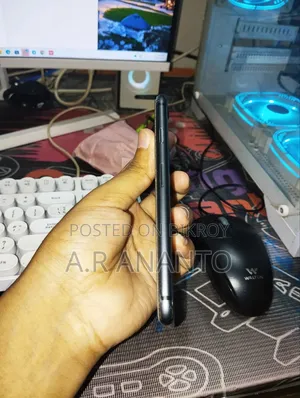 Apple iPhone 8 64 GB Black