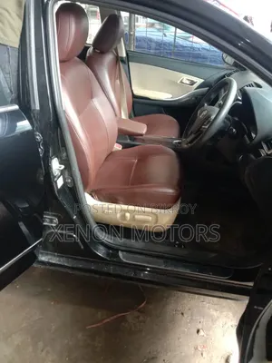 Toyota Premio 2016 Black