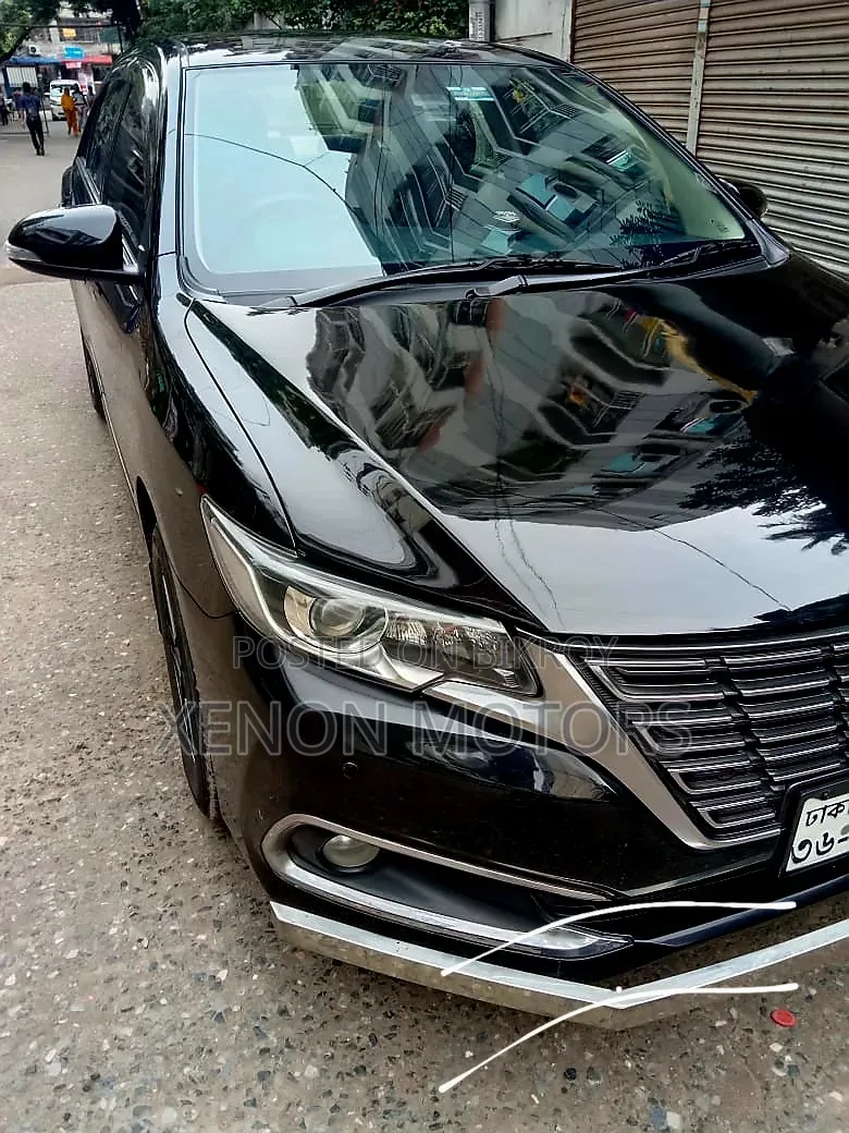Toyota Premio 2016 Black