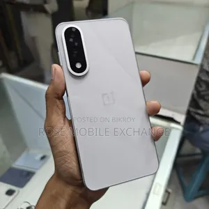 নতুন ওয়ানপ্লাস নর্ড ৫ ২৫৬ জিবি সিলভার