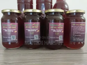 গ্রামীণ চাকের মধু