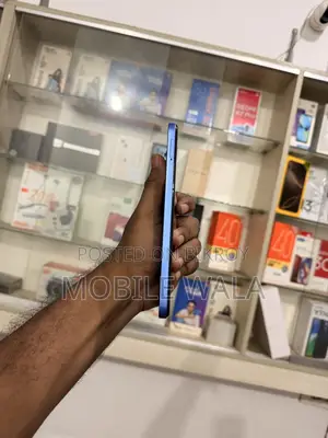 Infinix Hot 60i 128 GB Blue