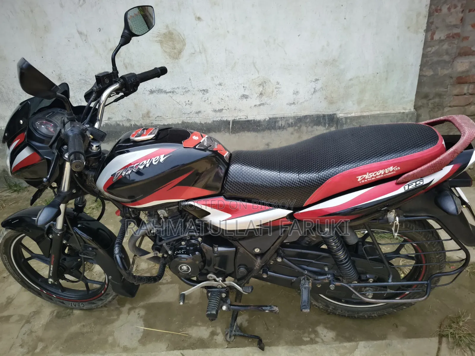 Bajaj Discover 125 2021 Black