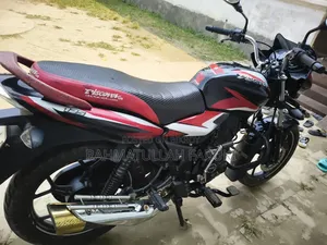 Bajaj Discover 125 2021 Black