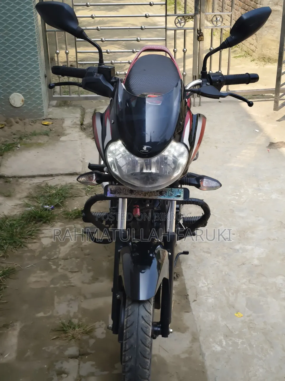 Bajaj Discover 125 2021 Black
