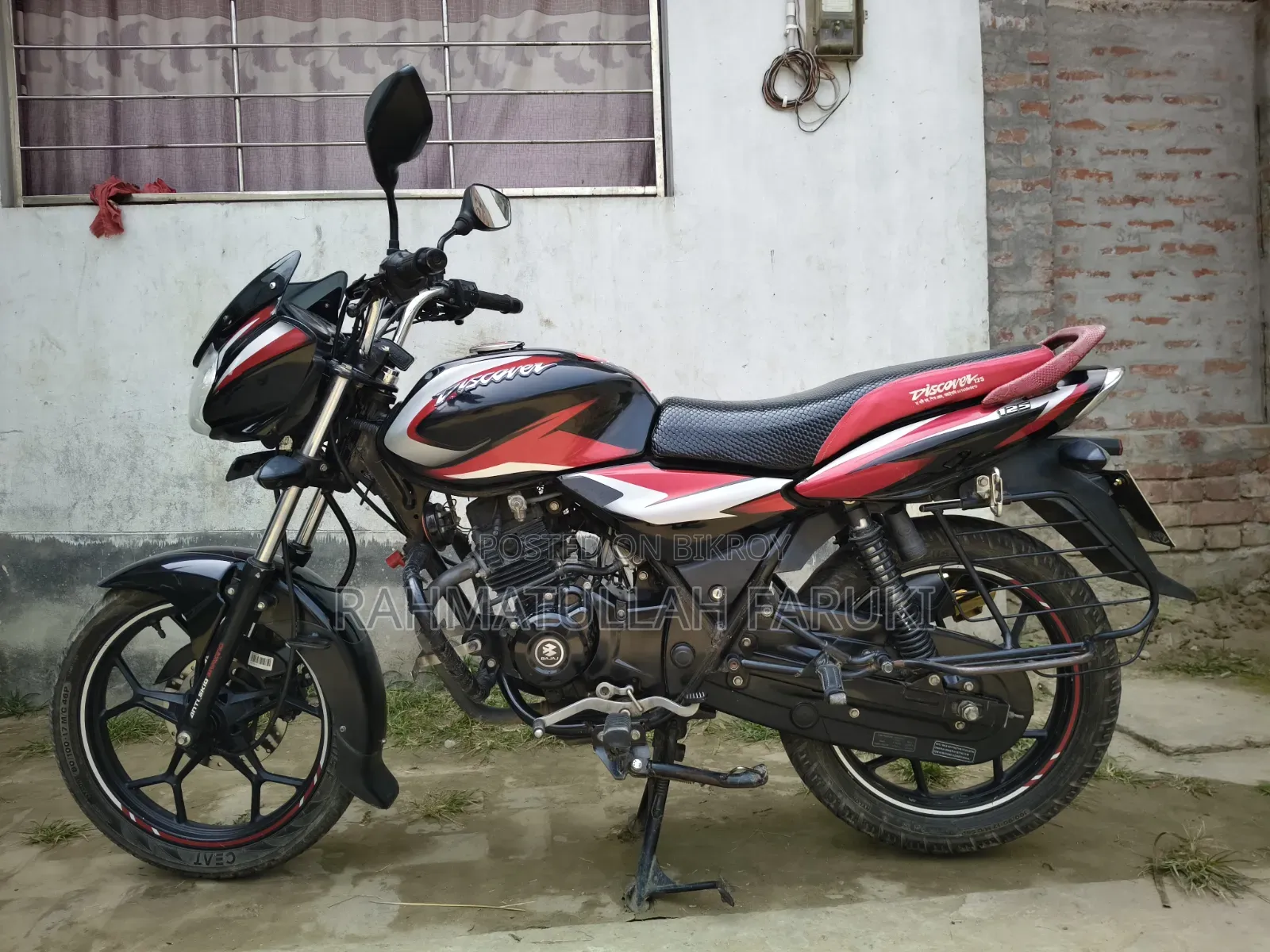 Bajaj Discover 125 2021 Black