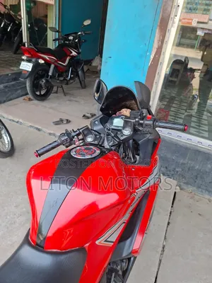Suzuki Gixxer SF 2022 Red