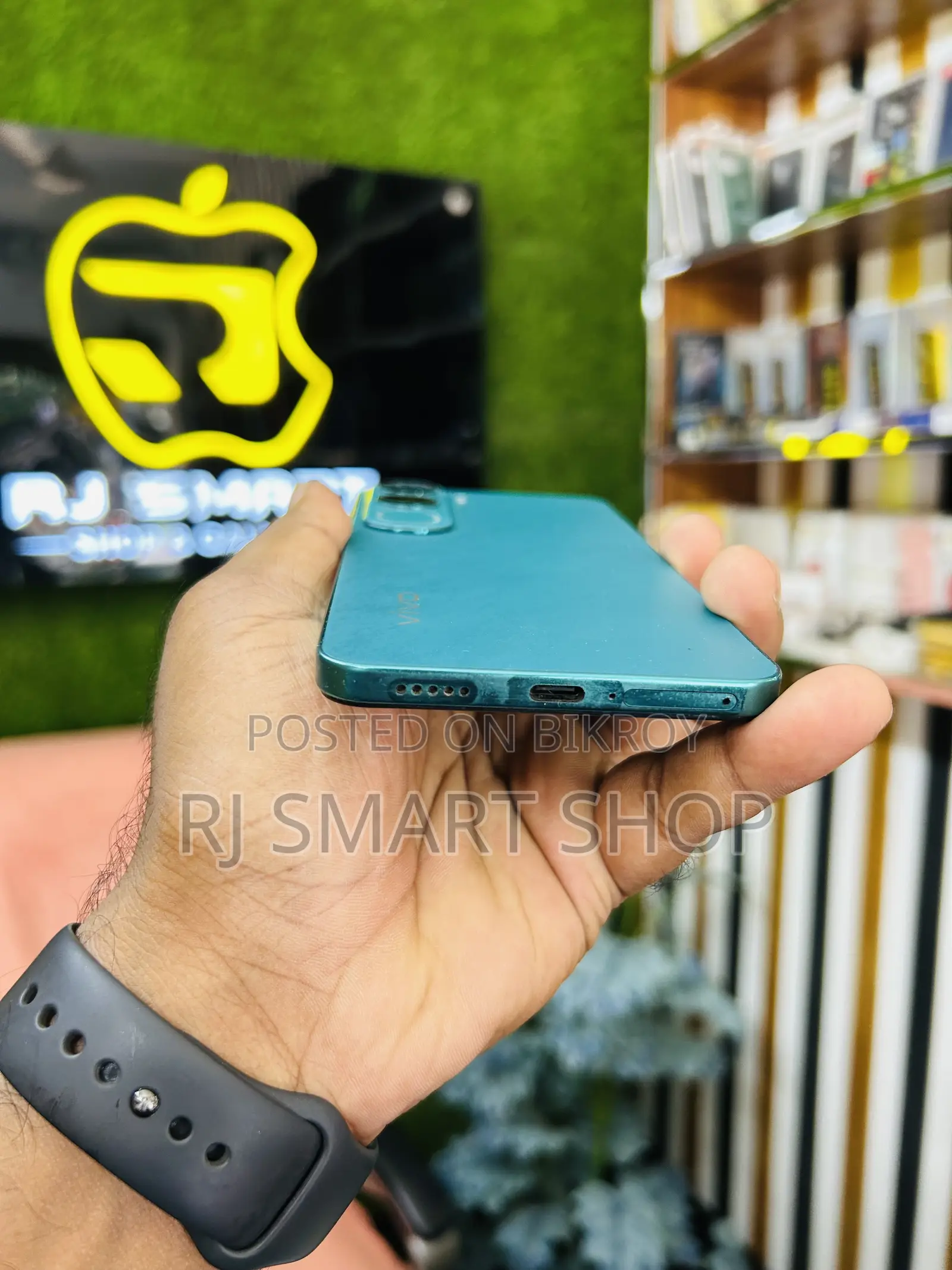 Vivo Y300 128 GB Green