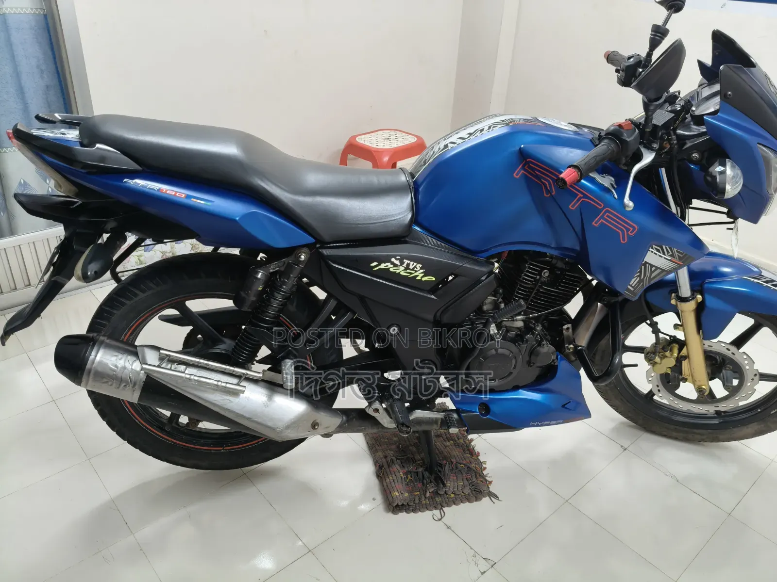 TVS Apache RTR 160 2V 2019 Blue