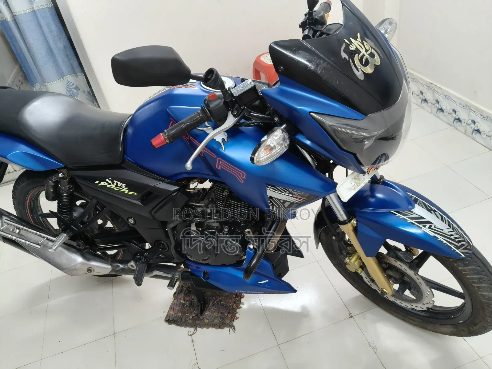 TVS Apache RTR 160 2V 2019 Blue