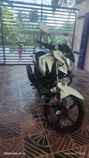 হিরো হাঙ্ক ২০২০ সাদা