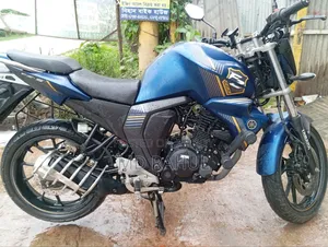 Yamaha FZ 2022