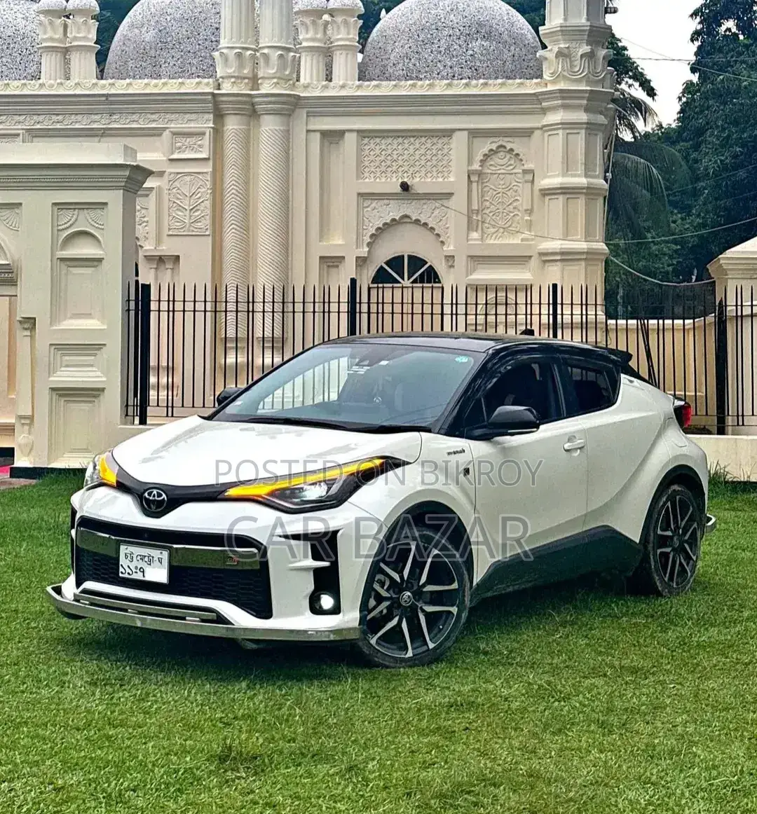 Toyota C-HR Limited Front-Wheel Drive 2020 White