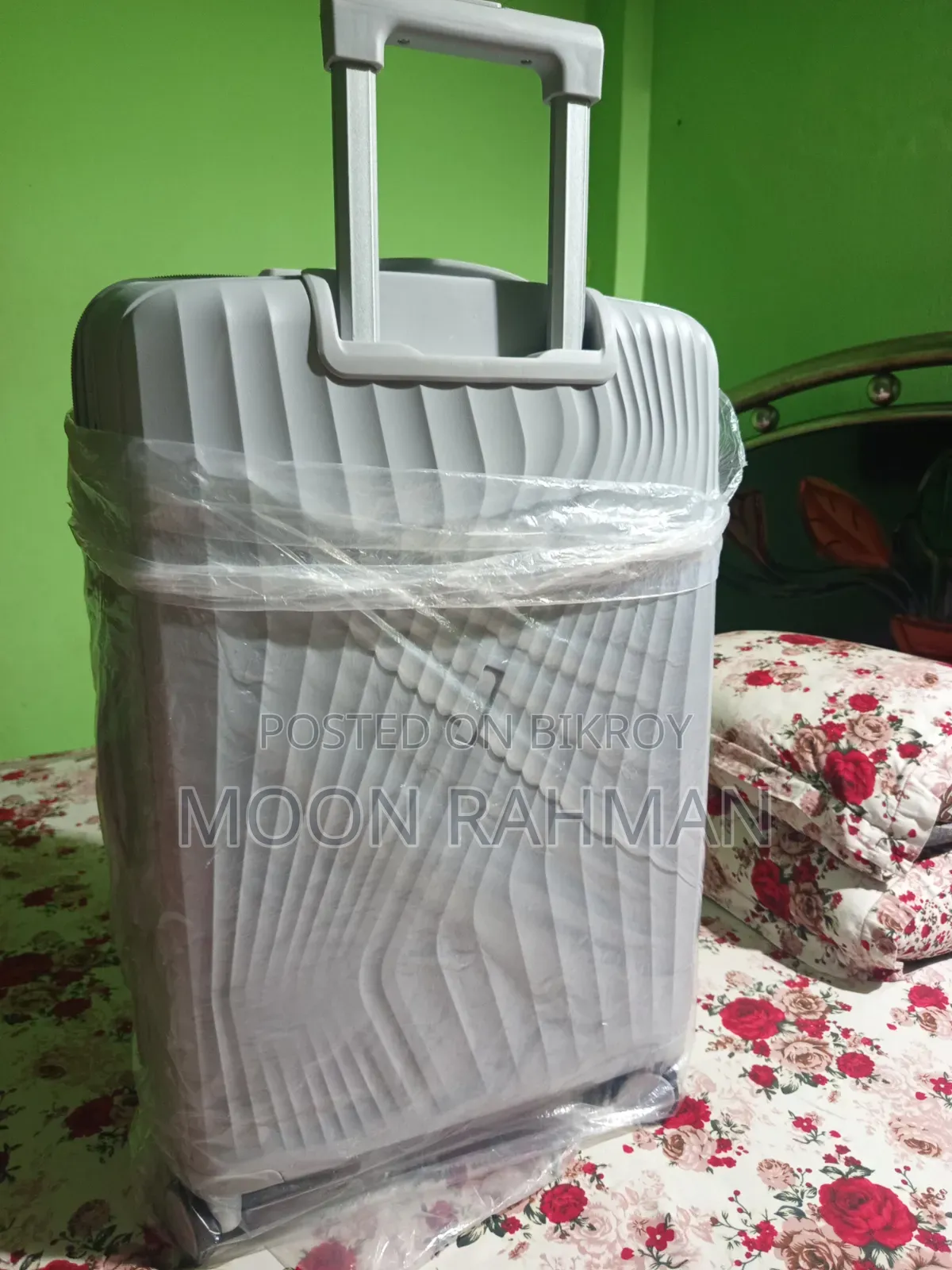 Premium Hard Shell Travel Luggage | Brand New | Grey | 24 Inch