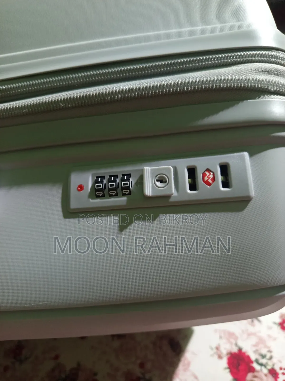 Premium Hard Shell Travel Luggage | Brand New | Grey | 24 Inch