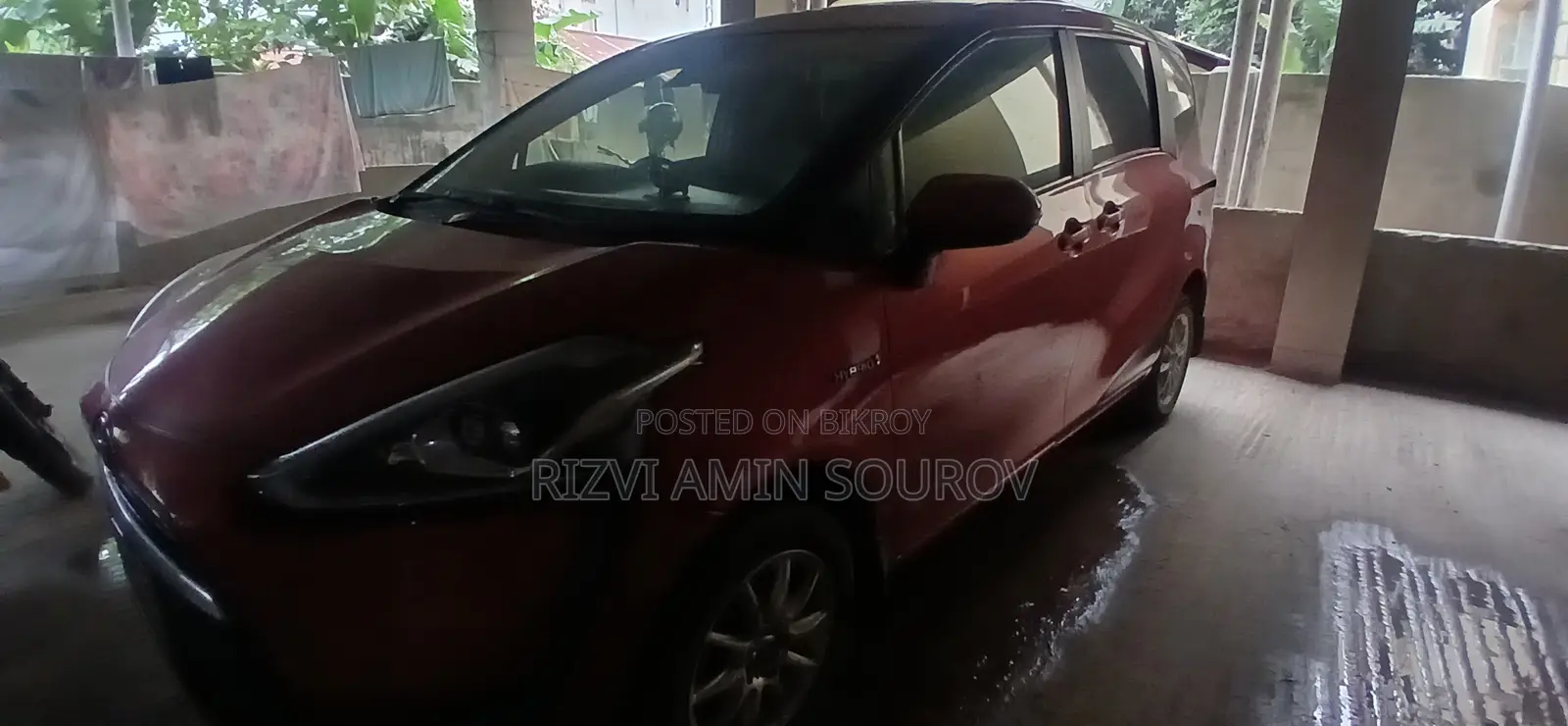 Toyota Sienta 2015 Red