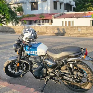 New Royal Enfield Hunter 350 2025 Blue