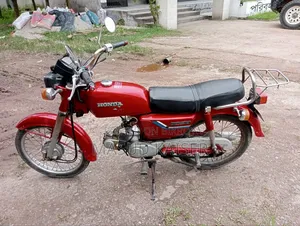 Honda 1991 Red