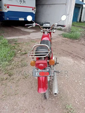 Honda 1991 Red
