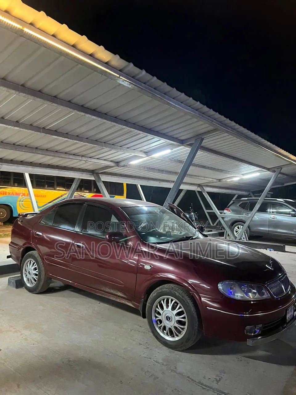 Nissan Sunny 2002 Maroon