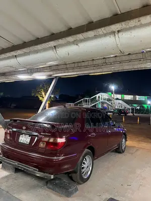 Nissan Sunny 2002 Maroon
