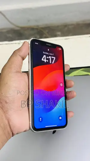 Apple iPhone XR 128 GB White