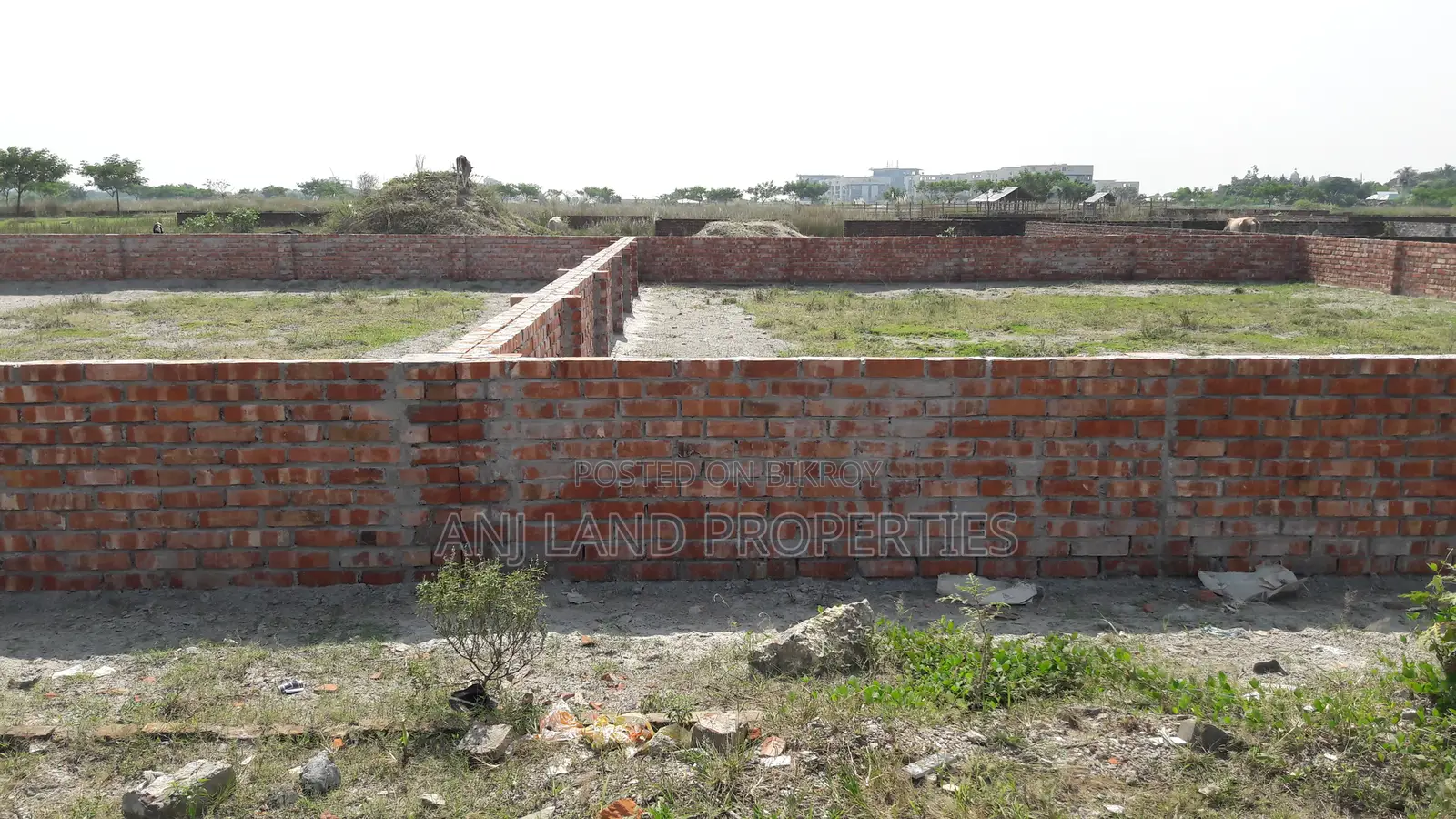 3+3=6 Katha South Facing Plot for Sale in N-Block, Urgent
