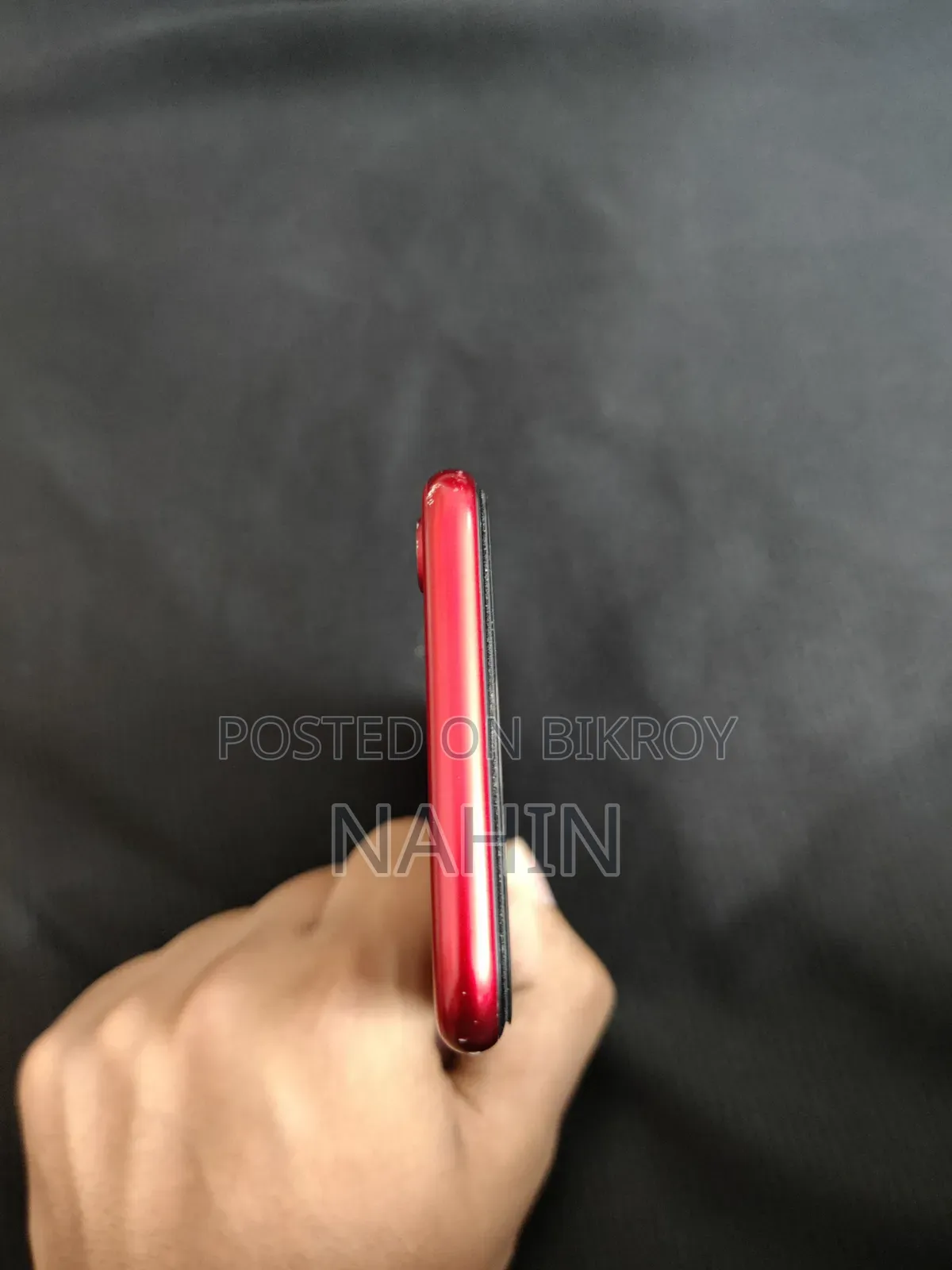 Apple iPhone SE (2022) 64 GB Red