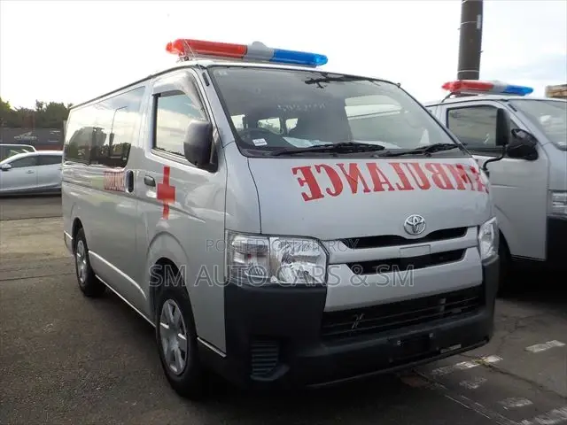 Toyota HiAce 2022 Silver