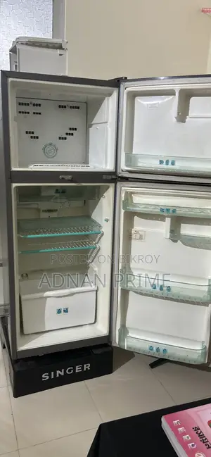 ওয়ার্লপুল ফ্রিজ খুব ভালো অবস্থায়