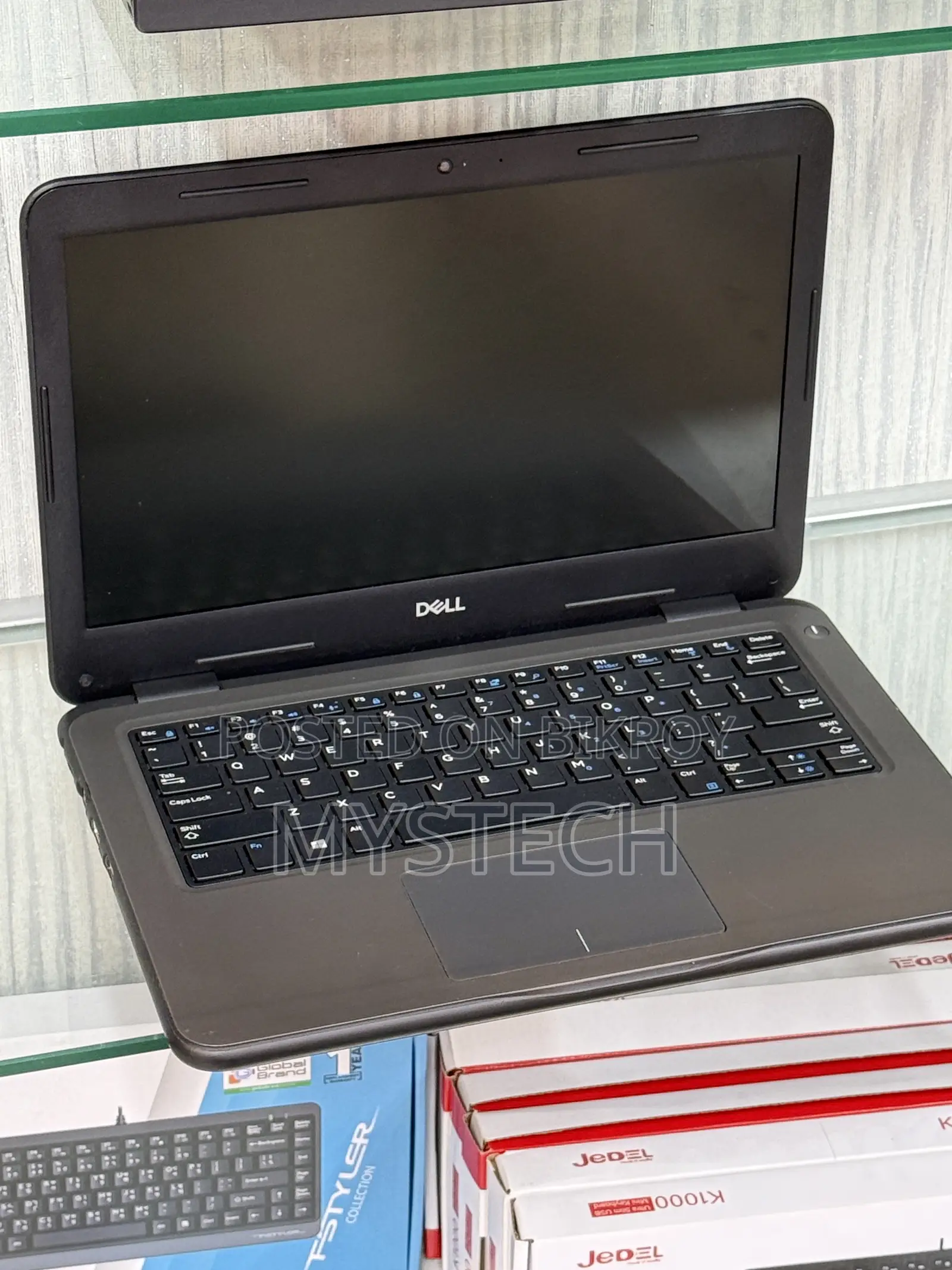 Laptop Dell Latitude 3310 8GB Intel Core I5 SSD 256GB