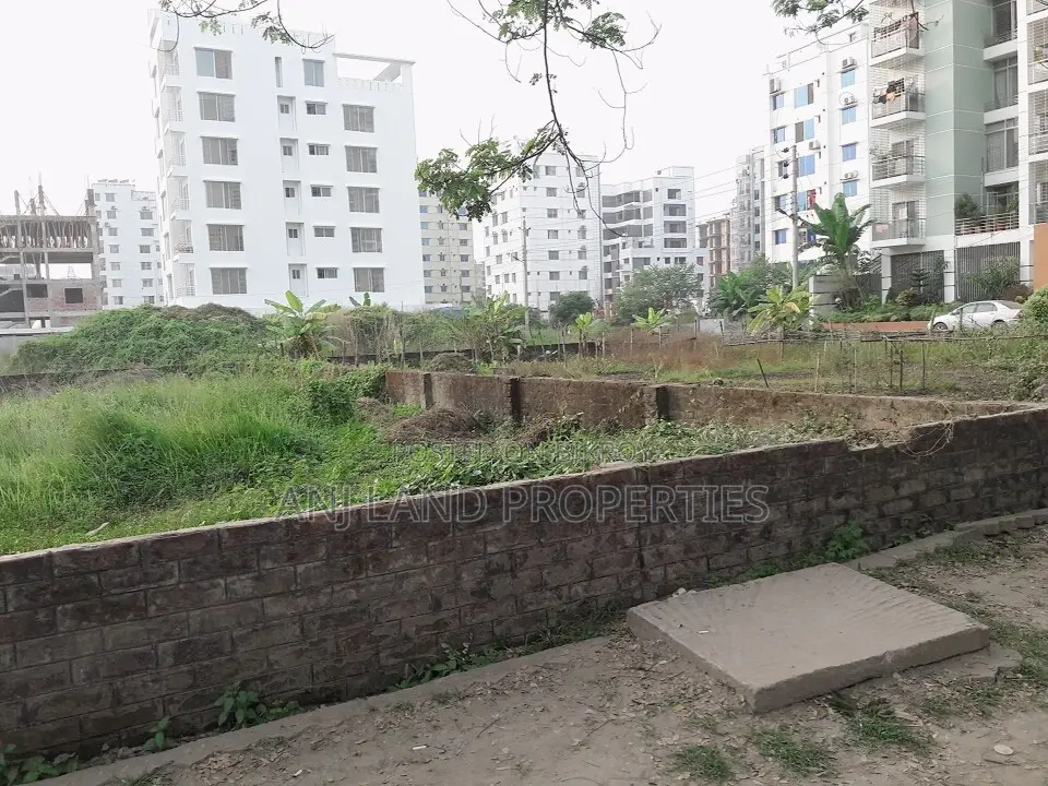E-Block South Corner 5-Katha Plot Sale