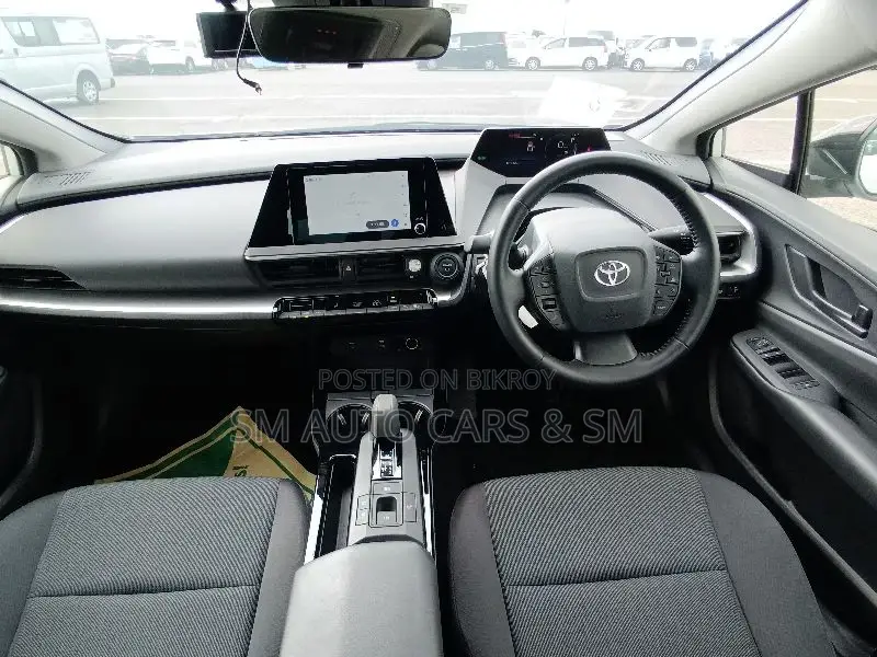 Toyota Prius 2023 Pearl