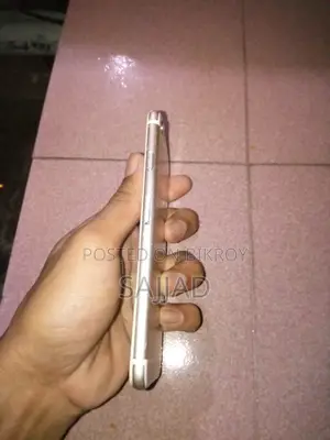 অ্যাপল আইফোন ৬ ৬৪ জিবি গোল্ড