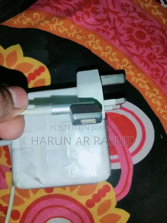 অ্যাপল ম্যাকপ্রো ল্যাপটপ ৬০ ওয়াট চার্জার বিক্রি হবে