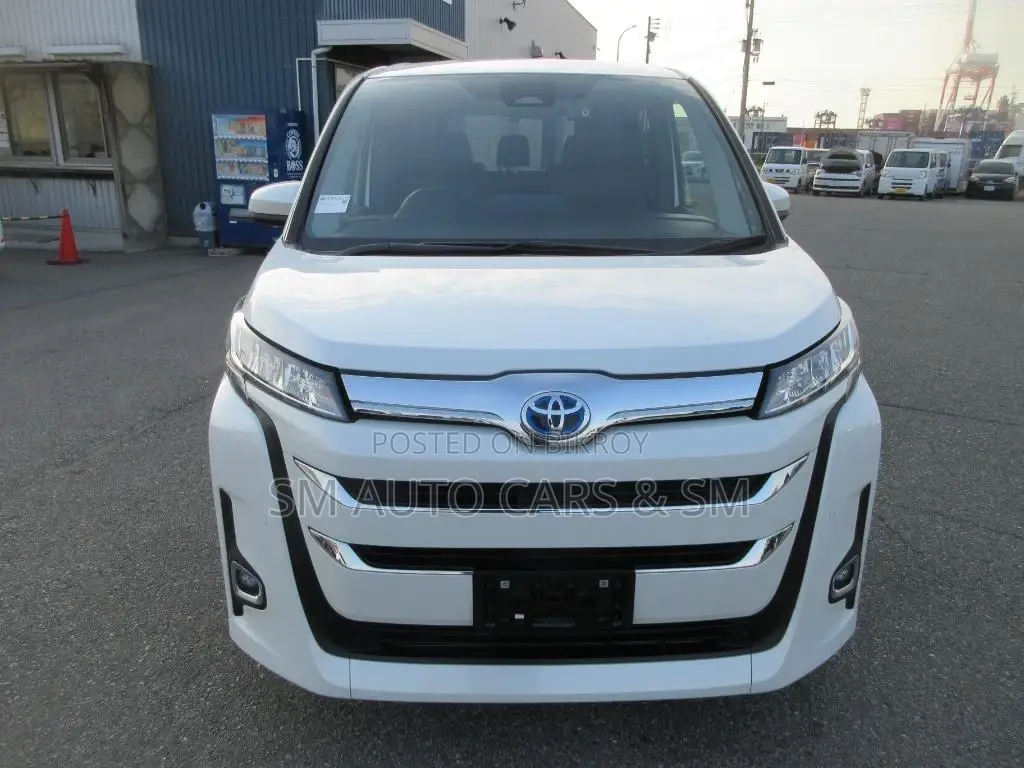 Toyota Noah 2022 Pearl