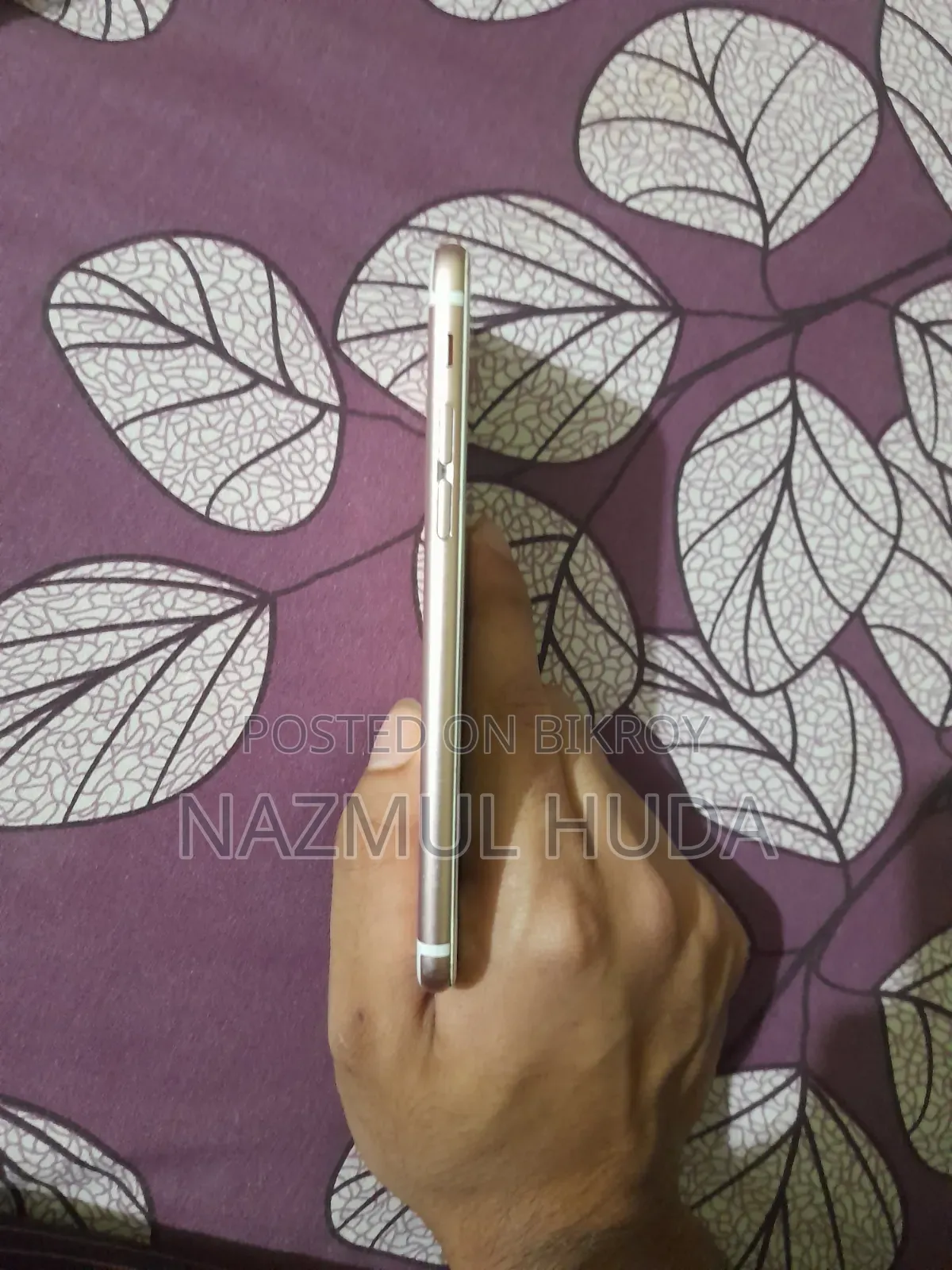 Apple iPhone 6s 64 GB Gold
