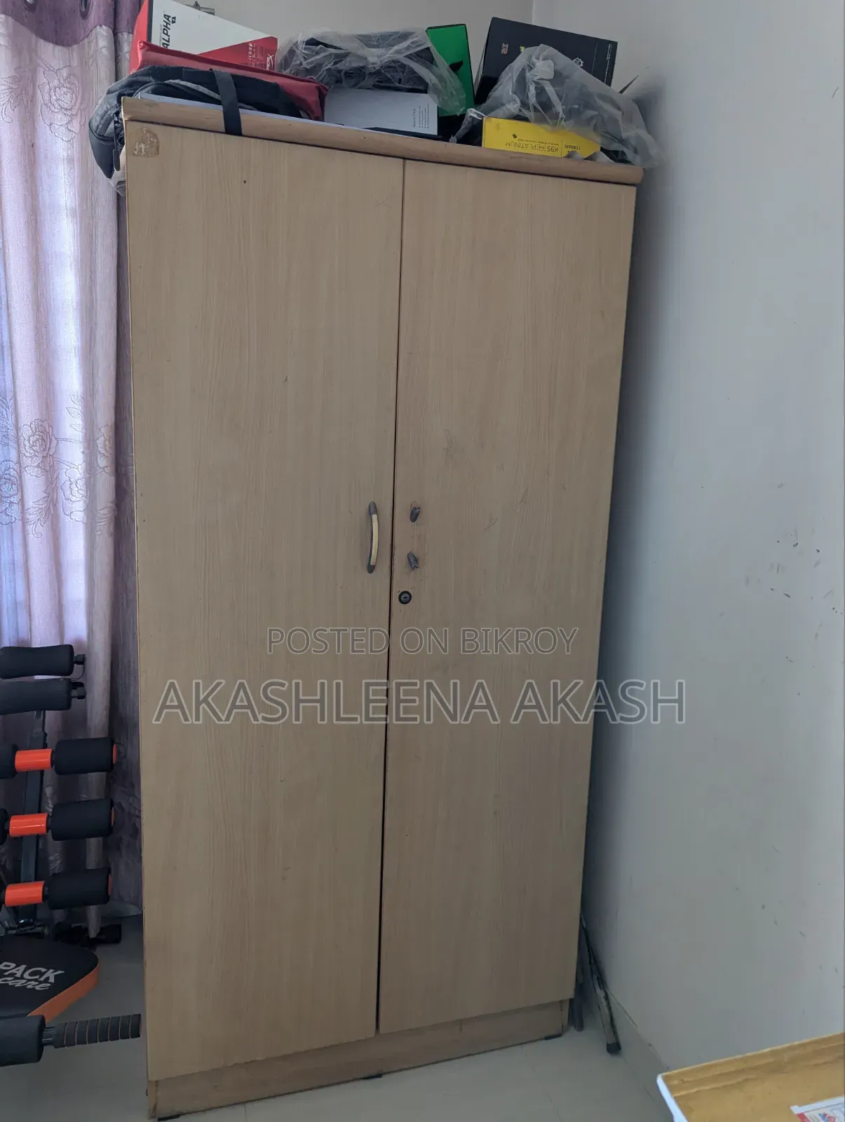 Used Strong Partex Almirah