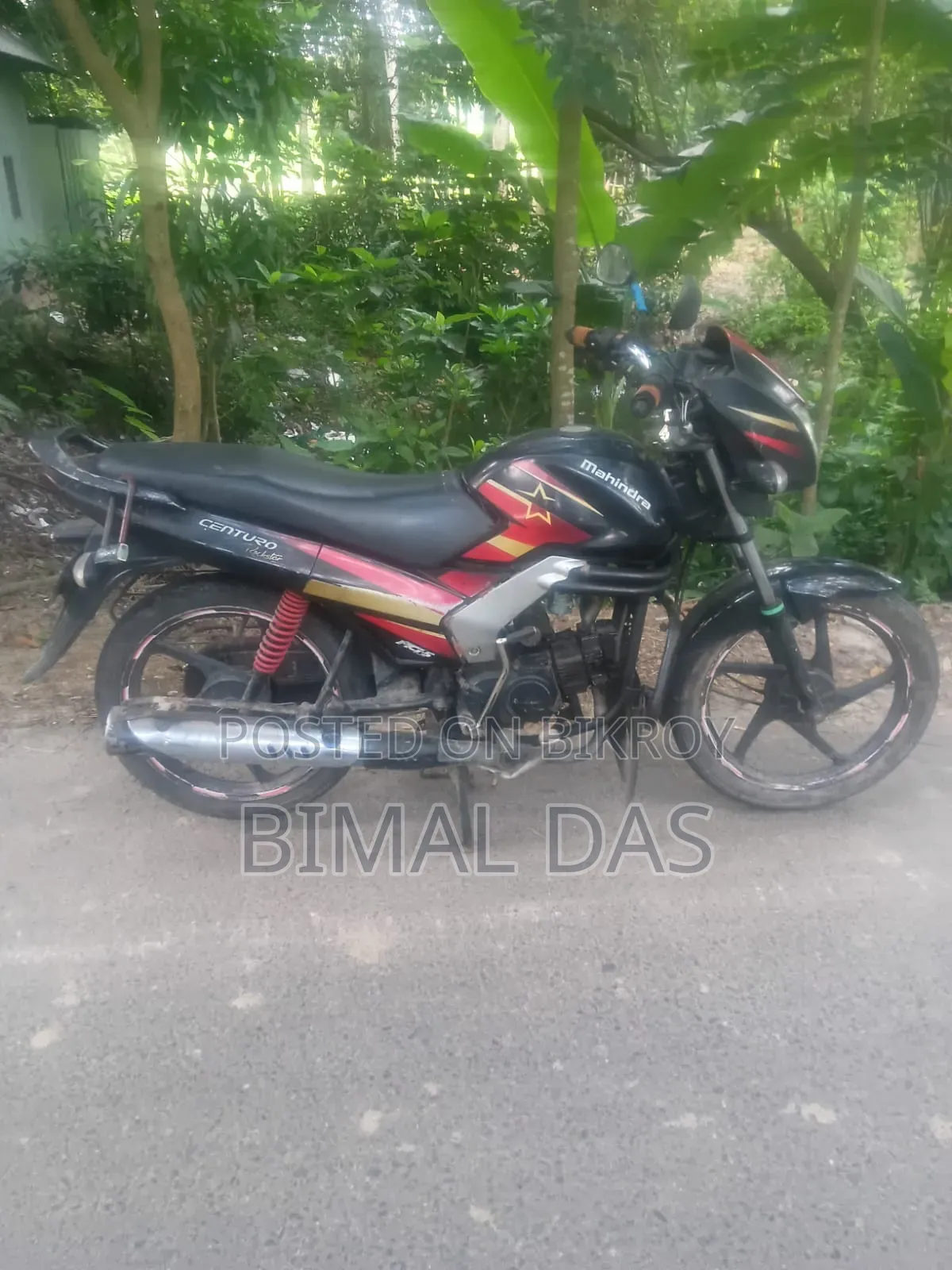 Mahindra Centuro 2018 Red