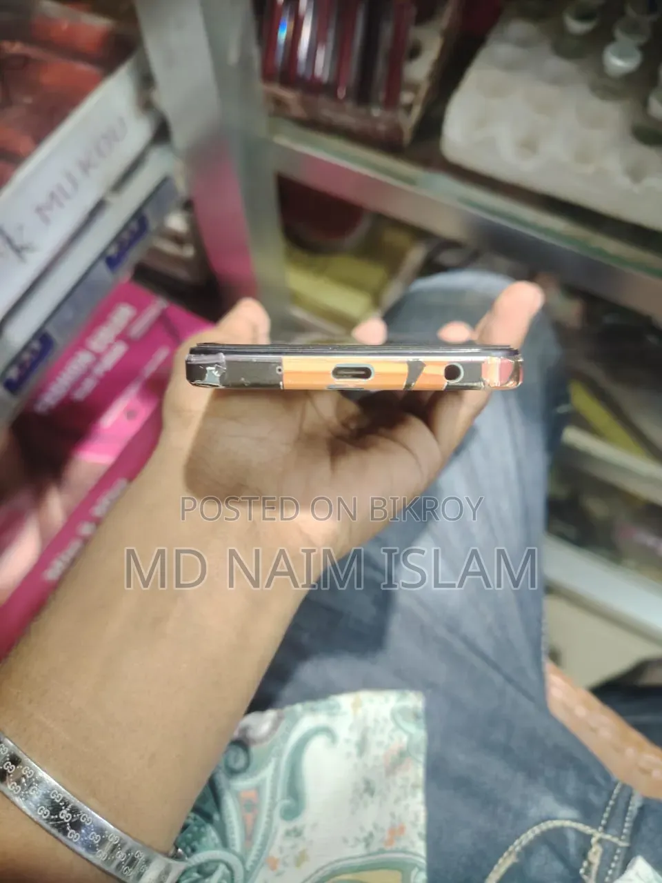 Vivo Y18 128 GB White