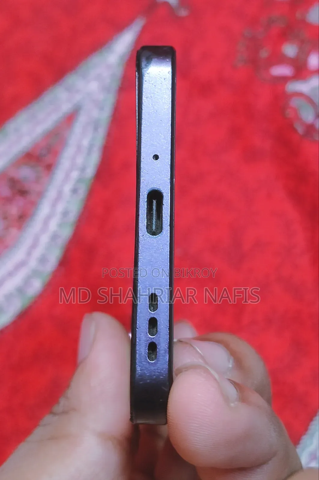 Oppo ৮ জিবি লাল