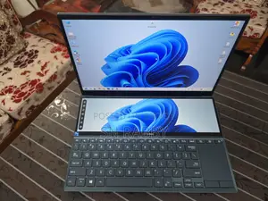 Laptop Asus Zenbook Duo 14 16GB Intel Core i7 SSD 512GB