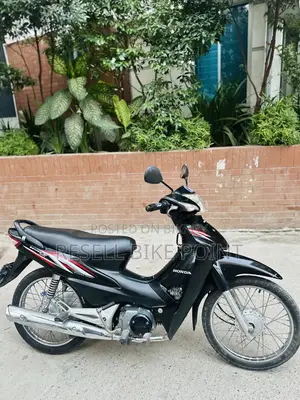 হোন্ডা ২০১৯ কালো