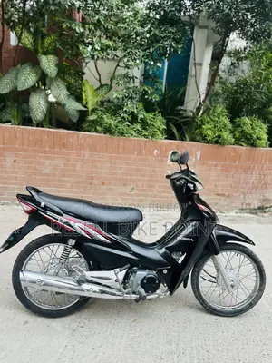 হোন্ডা ২০১৯ কালো