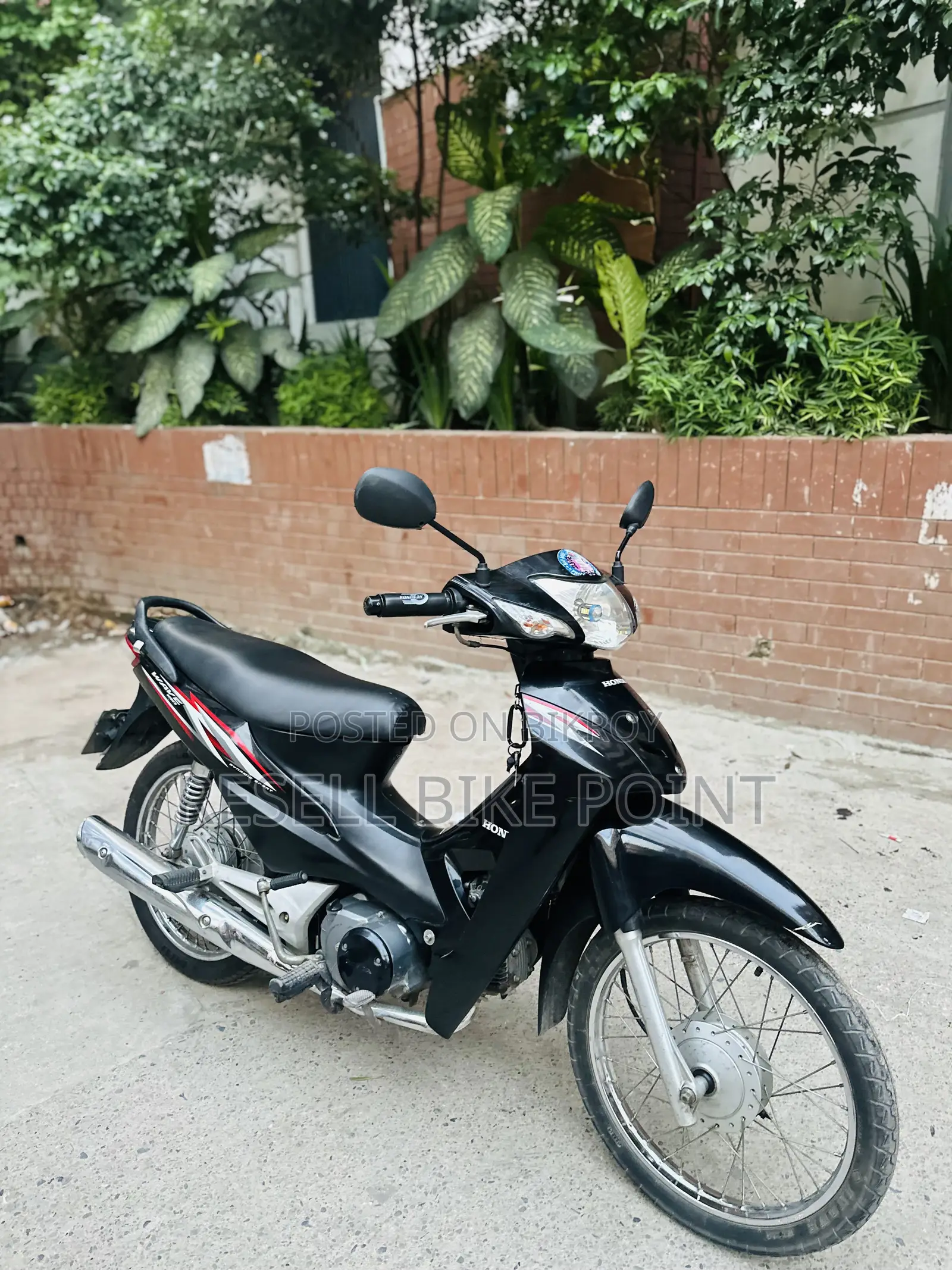 হোন্ডা ২০১৯ কালো
